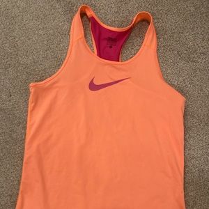Nike pro tank